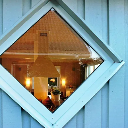 Three-bedroom In 7 Holiday home